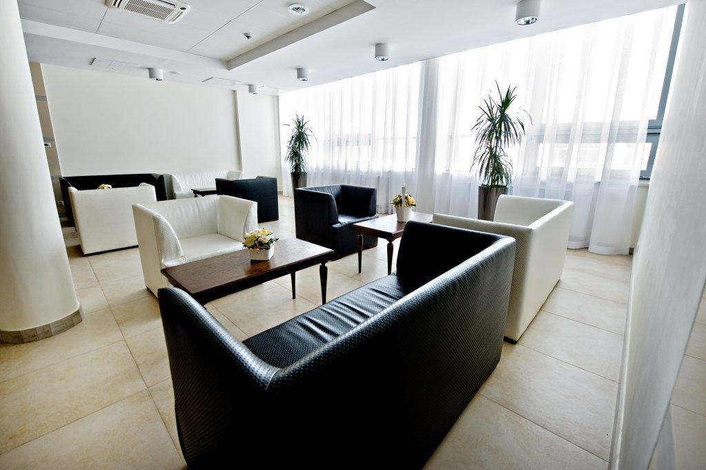 Hotel Prezydencki 3-Star Rzeszow Exterior photo